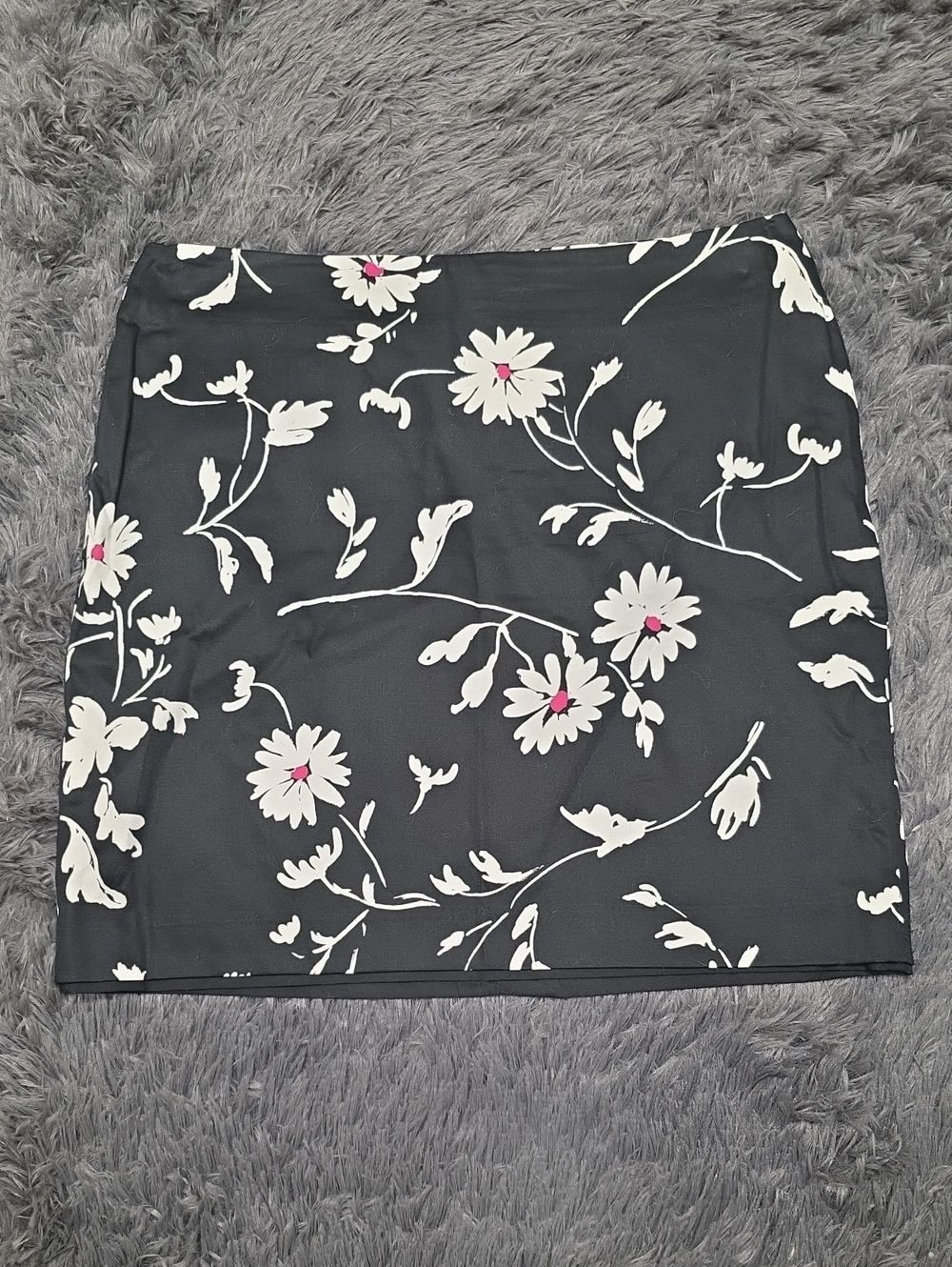 Talbots- Black Mini Skirt with White Floral Print. Size 4P. EUC